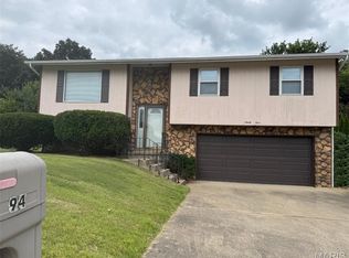 94 Amanda St, Collinsville, IL 62234