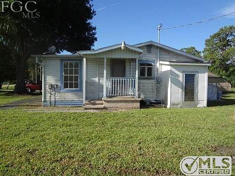 2nd image of 2949 Winona Dr