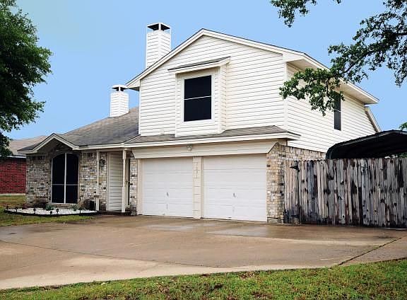 2nd image of 1021 Meadowbend Dr