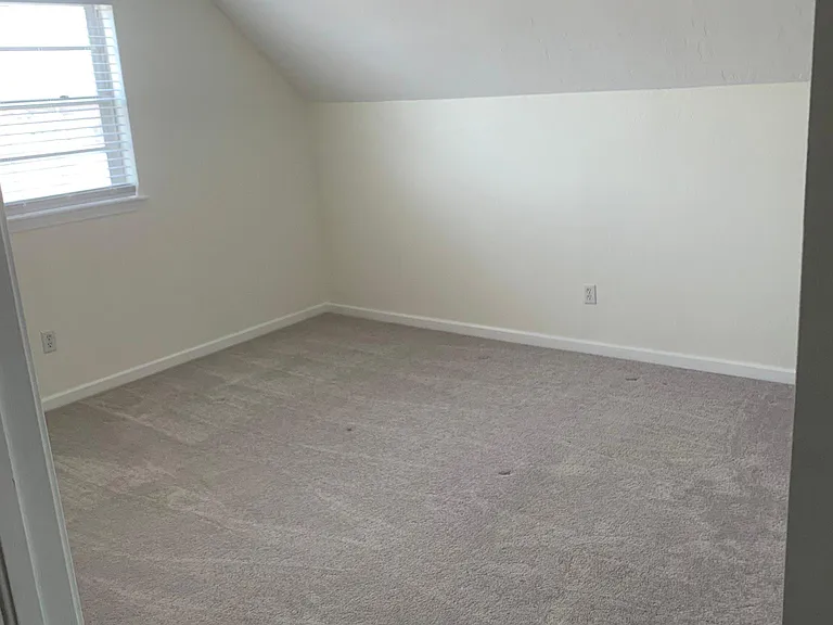 620 Smalley Dr — Photo 25