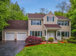 7 Greenlawn Rd, Cortlandt Manor, NY 10567