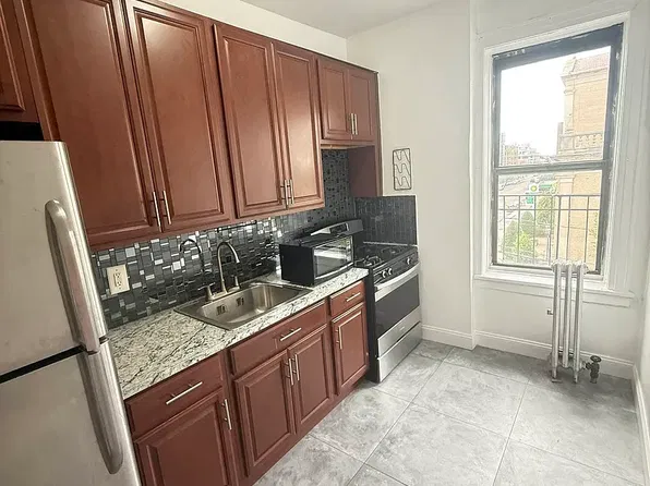 2970 Ocean Ave APT I2, Brooklyn, NY 11235
