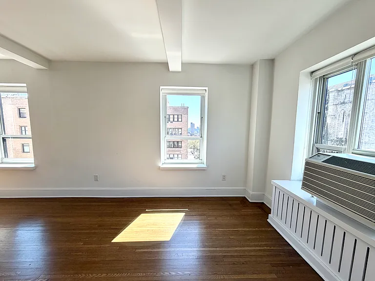 1080 Amsterdam Ave #1005 — Photo 4