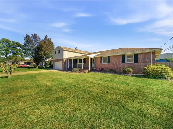 1108 Miles Standish Rd, Virginia Beach, VA 23455