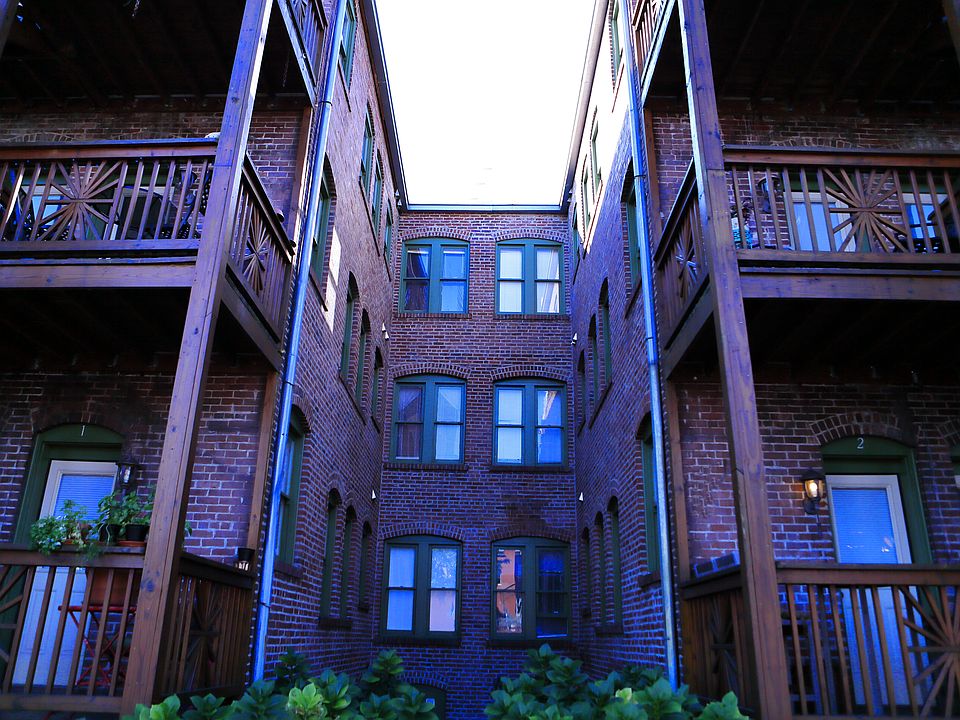 1st image of 418 E Vermont St APT 5