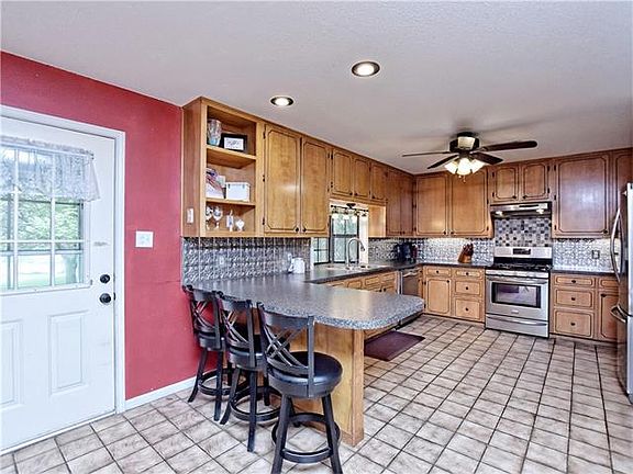 5th image of 1507 Wofford Dr