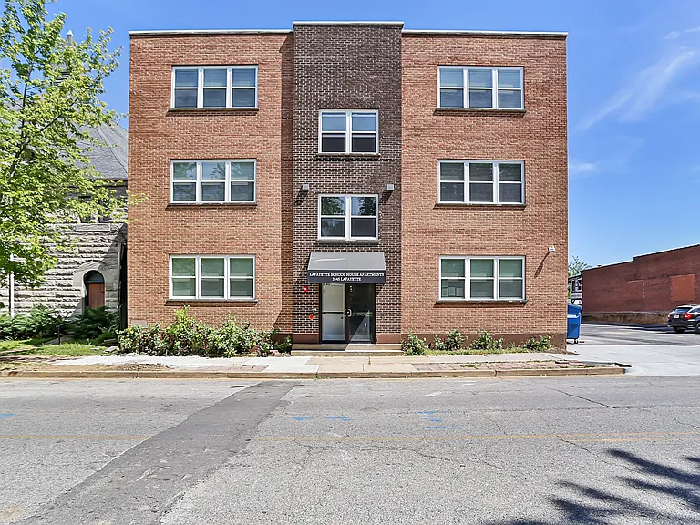 3145 Lafayette Ave #2 — Photo 12
