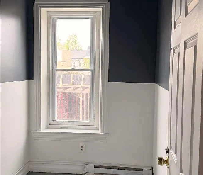 832 Chestnut St — Photo 3