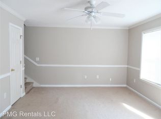 900 Country Club Rd APT 15, Statesboro, GA 30458