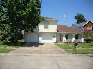 32 Madera Ct, Kenner, LA 70065