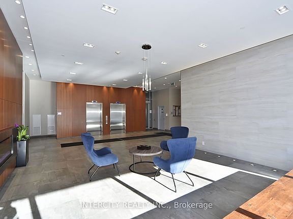 3rd image of 2800 Keele St #905
