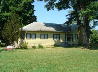 2115 Andes Rd, Knoxville, TN 37931