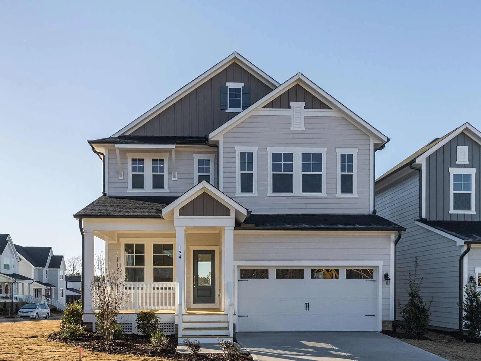 4 bed, 2.5 bath, 2414 sqft, $2,695 — Photo 1