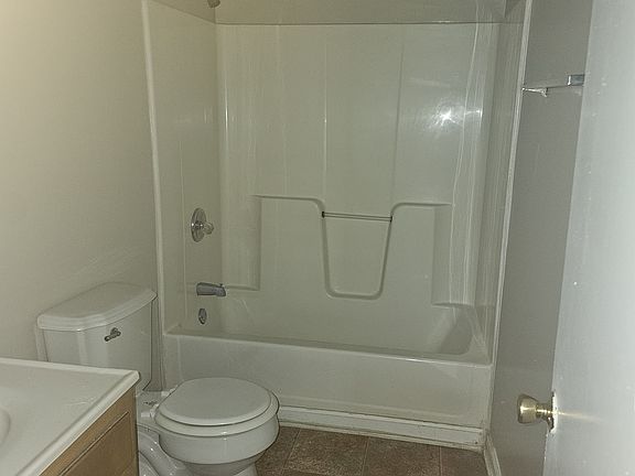 3rd image of 323 Fair St NE