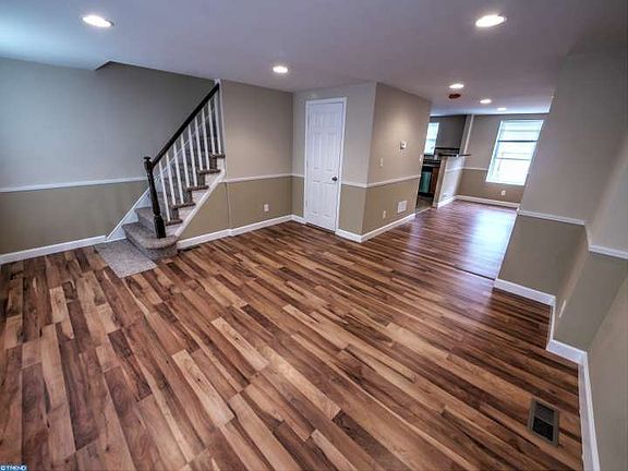 2nd image of 631 Rosalie St