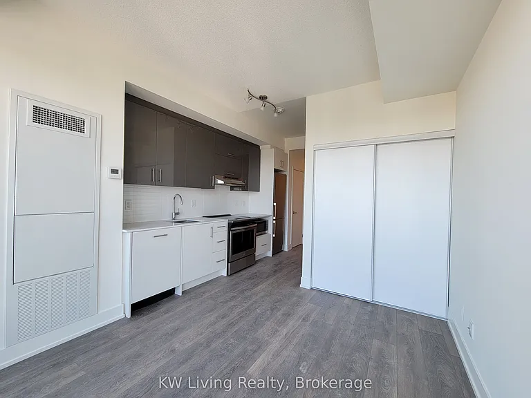 180 Fairview Mall Dr #1503 — Photo 3
