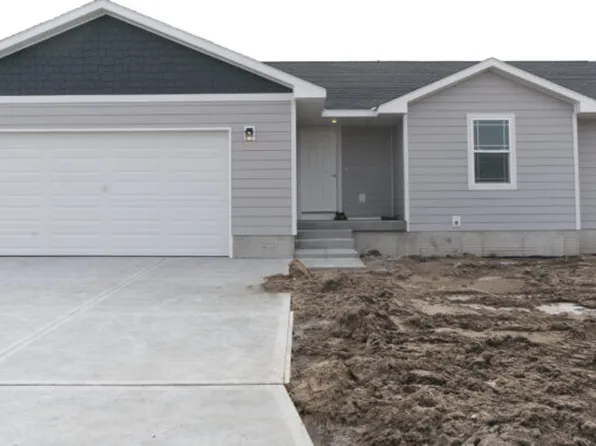 707 Kenneth Dr, Grand Island, NE 68803