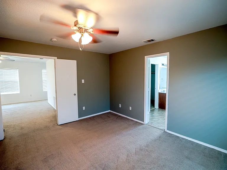 1645 Dream Catcher Way — Photo 10
