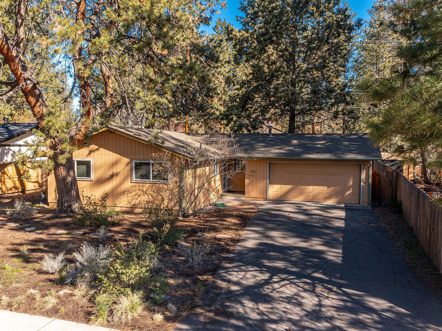 1622 NW Galveston Ave, Bend, OR 97703 | Zillow