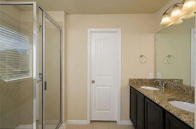1512 Sugarberry Ln — Photo 4