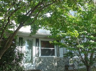 453 Karbers Ridge Rd, Elizabethtown, IL 62931