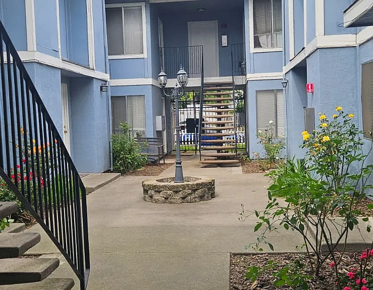 1814 V St #2 — Photo 42