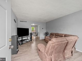 10 Mitnick Ct, Baltimore, MD 21236