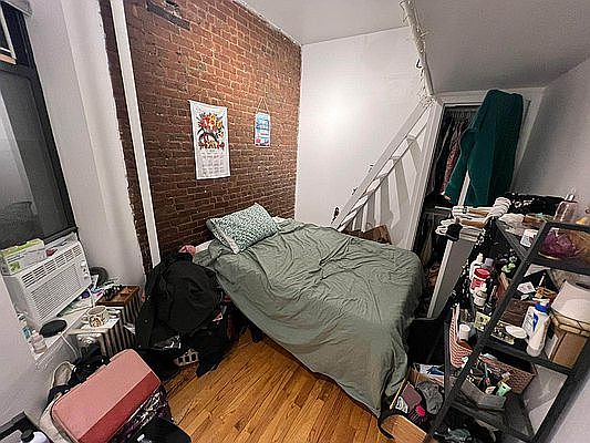3rd image of 513 46th St #2C