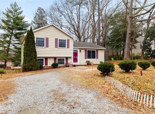 101 Moorwood Ridge Dr, North Chesterfield, VA 23236