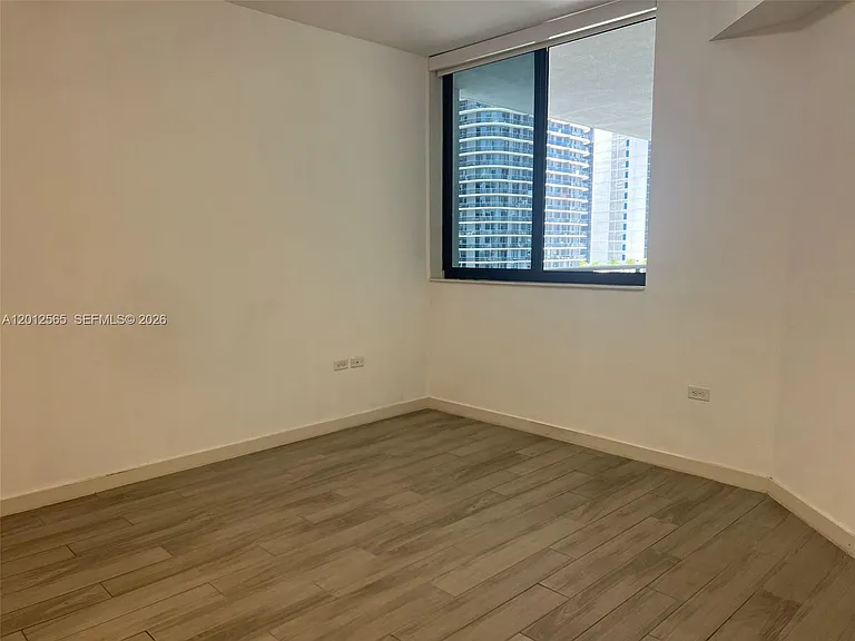 999 SW 1st Ave #1601 — Photo 12