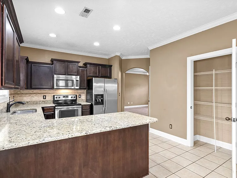 1170 Dygert Ct — Photo 15
