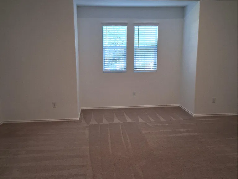 2121 Golden Grain Ln — Photo 29