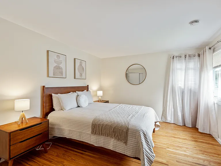 100 Barbie Dr — Photo 21