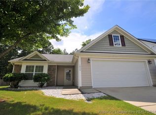 1048 Dexter Ridge Dr, Holly Springs, NC 27540