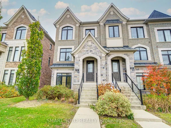 531 Carrville Rd, Richmond Hill, ON L4C 1C2