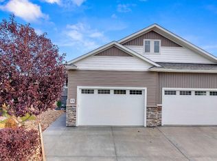 15 SW Rosse Pl, Sylvan Lake, AB T4S0M7