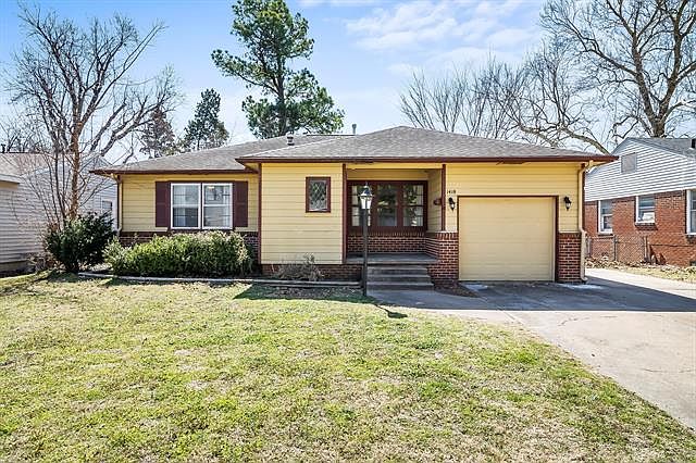 1st image of 1418 E 52nd Pl