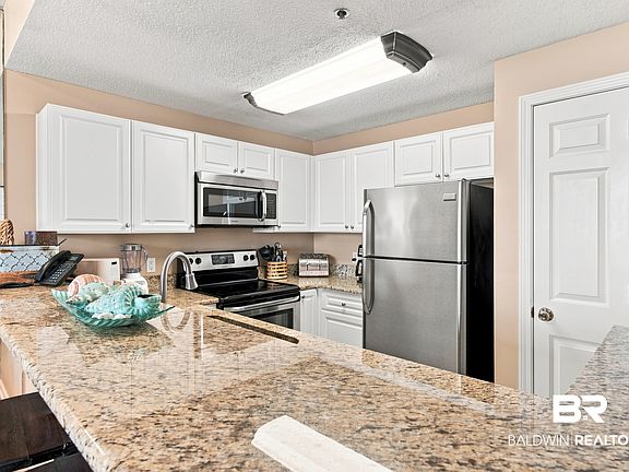 4th image of 527 Beach Club Trl #C302