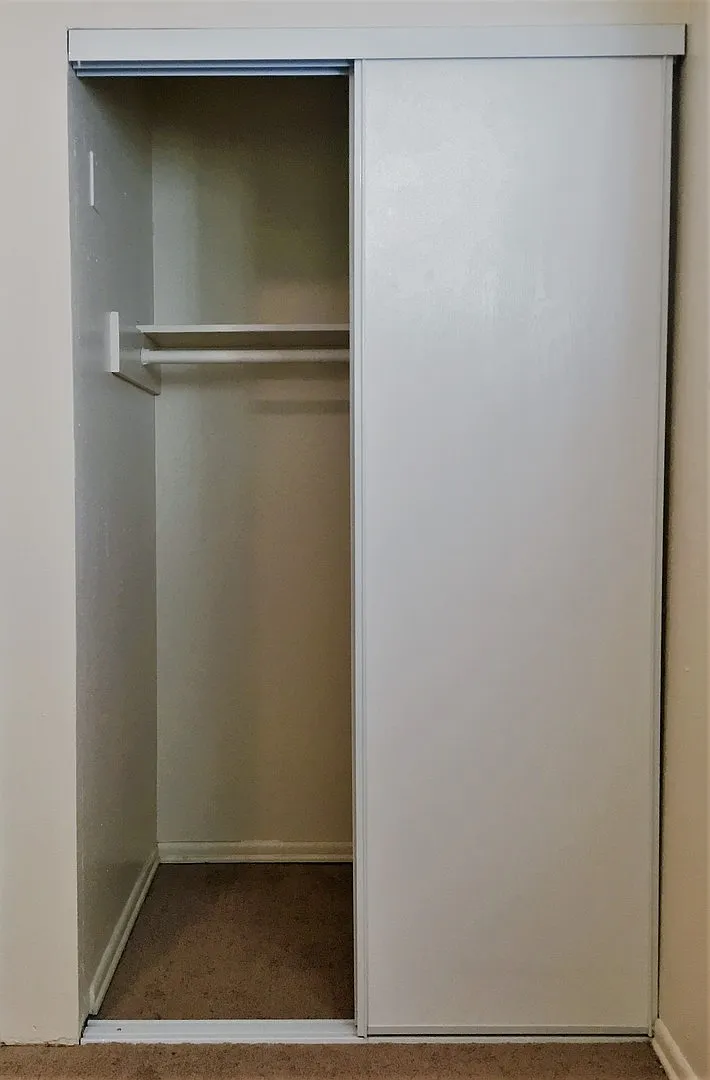Cedar Manor — Photo 1