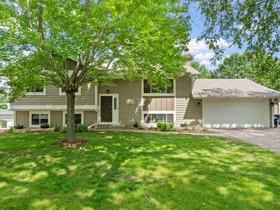 14221 11th Ave S, Burnsville, MN, 55337