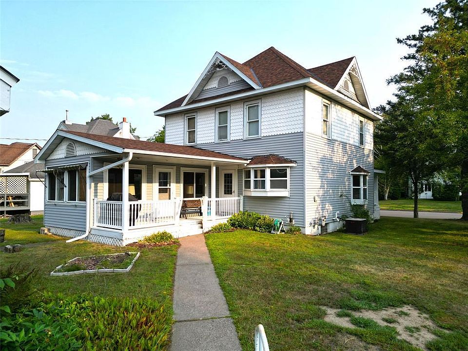 1st image of 418 Worden Avenue