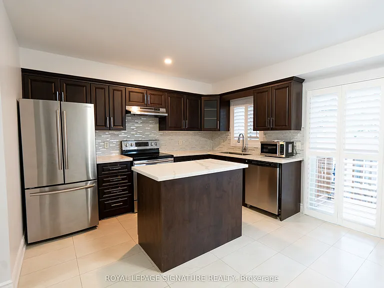 50 Strathaven Dr #28 — Photo 9