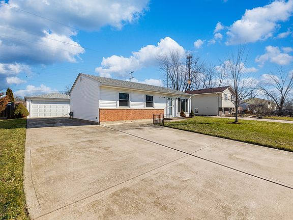 2nd image of 138 Garden Dr