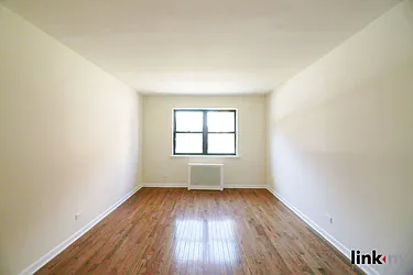 Rented by Link NY Realty