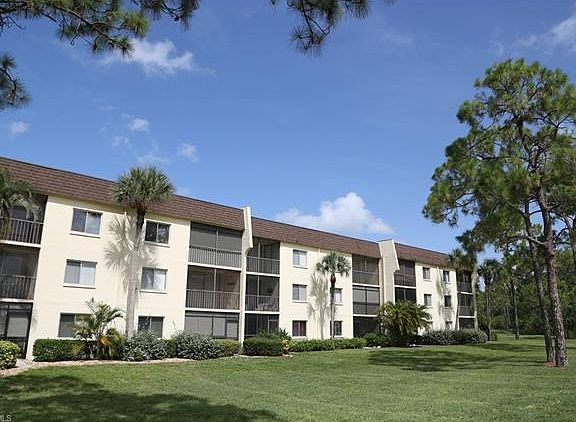 2nd image of 25802 Cockleshell Dr #212