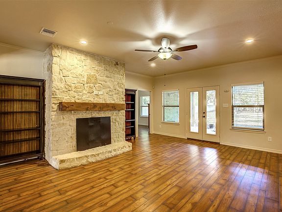 4th image of 2617 Kirby Rd