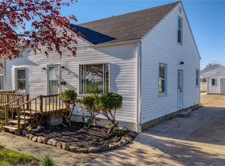 2127 Quayle Dr, Akron, OH 44312