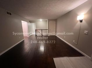 2912 Canarsie Dr, Lansing, MI 48910
