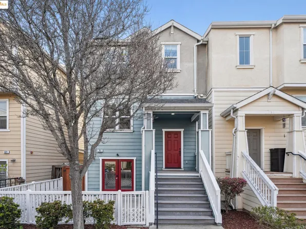 711 Summer Ln, Richmond, CA 94806