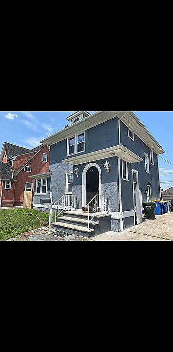 2nd image of 93 Rodney Ave